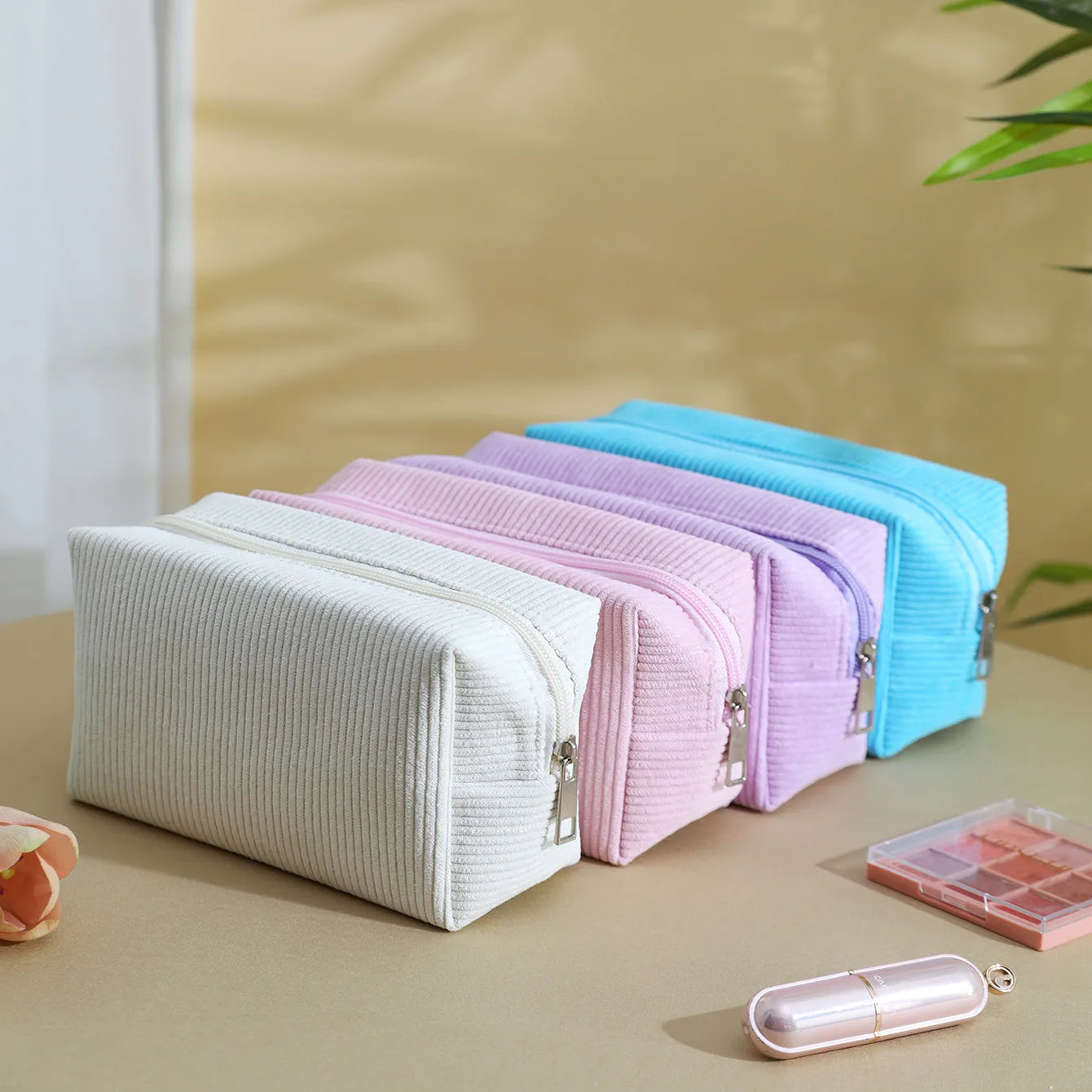 CORDUROY MAKEUP BAG